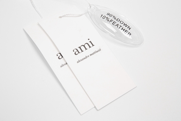 ハイクオリティダウンジャケット側面デザイン